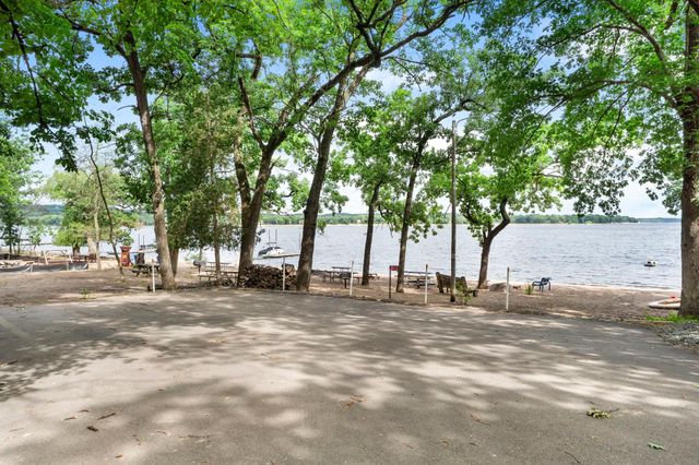 2xx Cove Road, Hudson, WI 54016