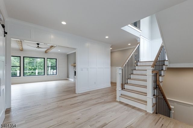 4 Harlow Pointe Cove, Green Brook Twp., NJ 08812