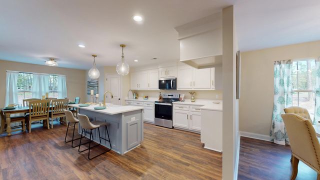 3 Ramblewood Lane, Wedgefield, SC 29168