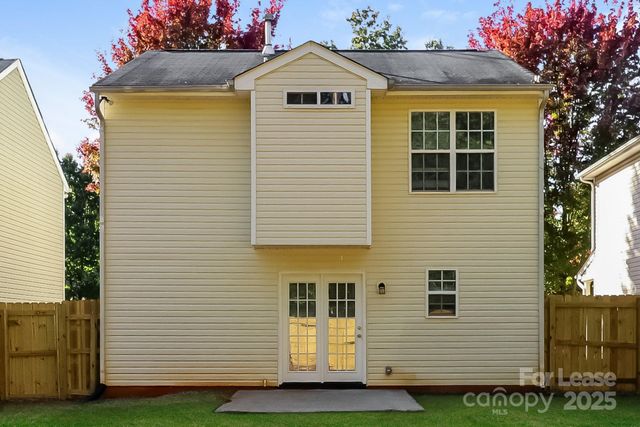 2331 Reid Oaks Drive, Charlotte, NC 28208