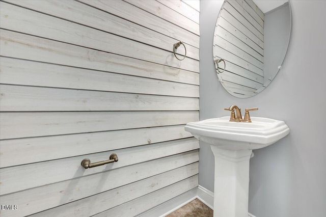 372 Sugarpine Trail, Clayton, NC 27520