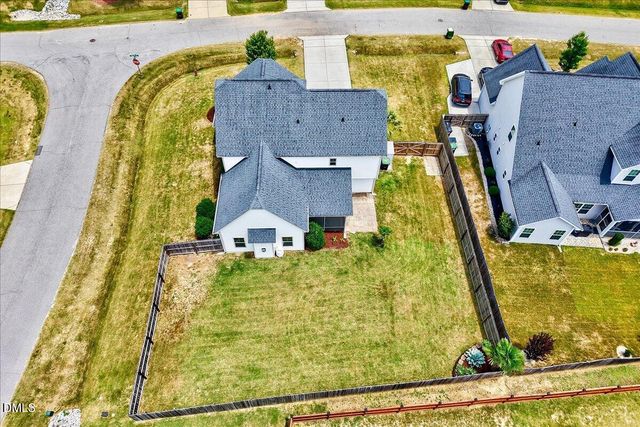372 Sugarpine Trail, Clayton, NC 27520