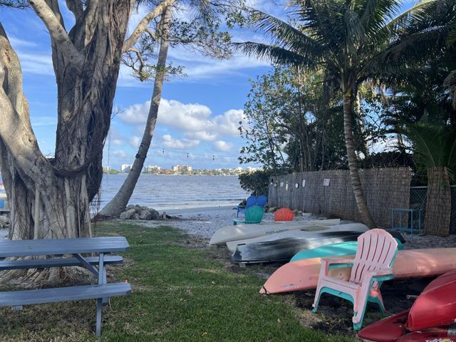 1502 S Lakeside Drive 410, Lake Worth Beach, FL 33460