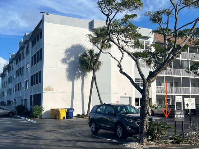 1502 S Lakeside Drive 410, Lake Worth Beach, FL 33460
