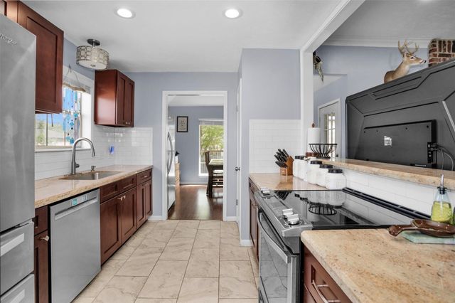 2009 Cobblestone Lane, Bryan, TX 77807