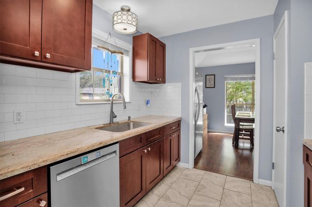 2009 Cobblestone Lane, Bryan, TX 77807