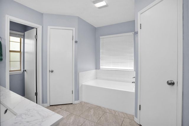 2009 Cobblestone Lane, Bryan, TX 77807