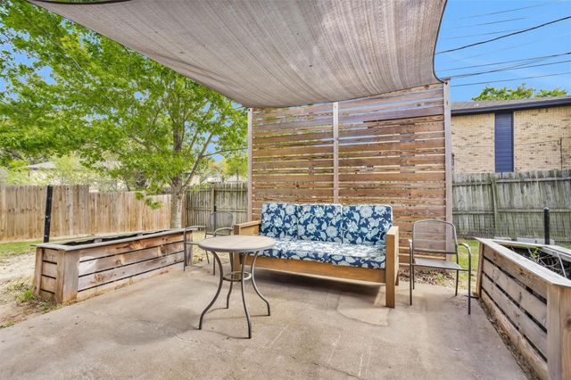 2009 Cobblestone Lane, Bryan, TX 77807