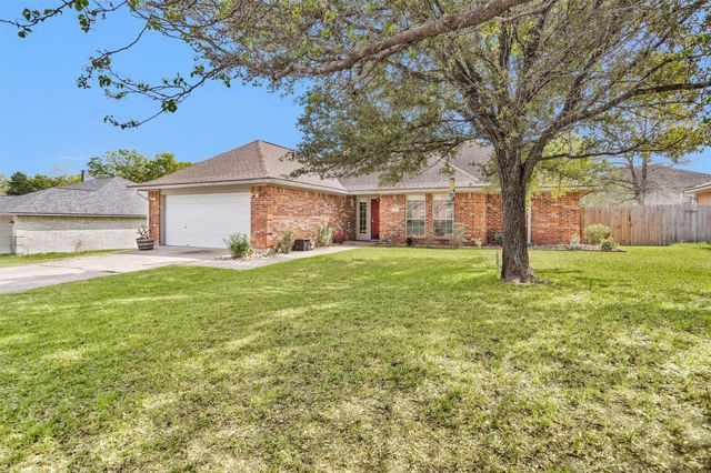 2009 Cobblestone Lane, Bryan, TX 77807
