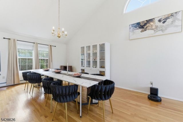 30 Elinora Dr, Wanaque Boro, NJ 07465