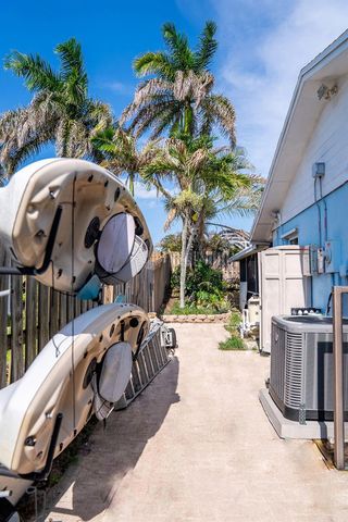 2445 NE 16th Court, Jensen Beach, FL 34957