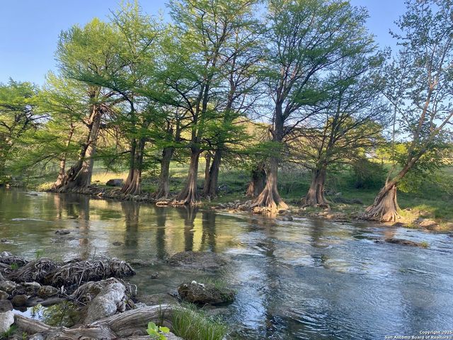 1160 WHISPERING Whispering Water, Spring Branch, TX 78070