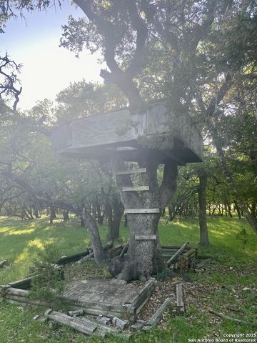 1160 WHISPERING Whispering Water, Spring Branch, TX 78070