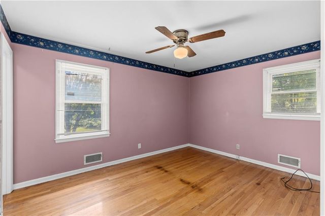 10142 Bennington Avenue, Kansas City, MO 64134
