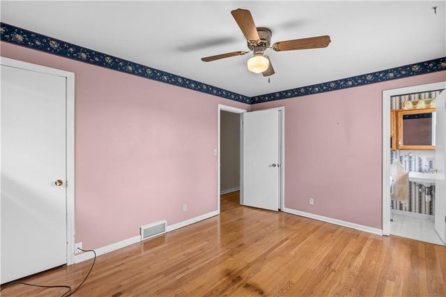 10142 Bennington Avenue, Kansas City, MO 64134