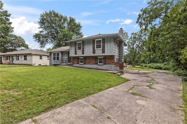 10142 Bennington Avenue, Kansas City, MO 64134