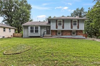 10142 Bennington Avenue, Kansas City, MO 64134