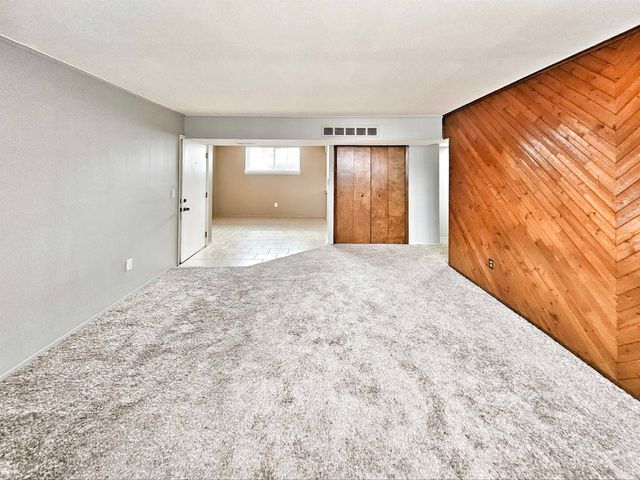8161 DENWOOD Drive, Sterling Heights, MI 48312