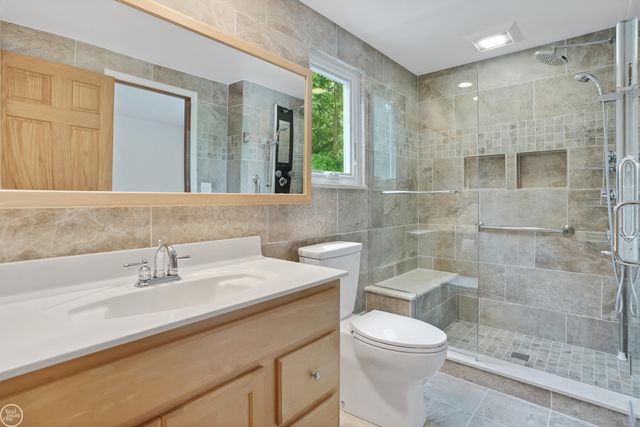 41970 Jason Drive, Clinton Township, MI 48038