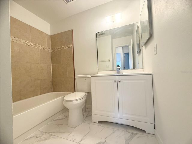 1947 BENTLEY BOULEVARD, Kissimmee, FL 34741