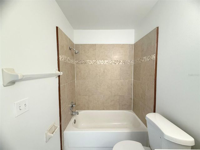 1947 BENTLEY BOULEVARD, Kissimmee, FL 34741
