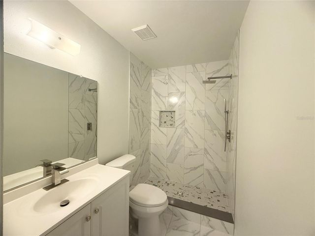 1947 BENTLEY BOULEVARD, Kissimmee, FL 34741