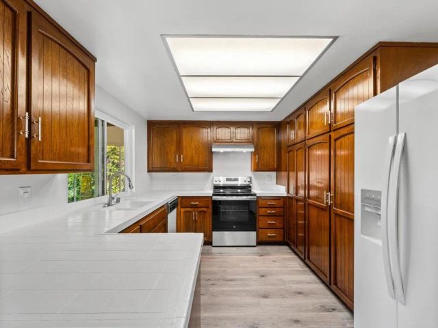 1634 Boyle Avenue, Escondido, CA 92027