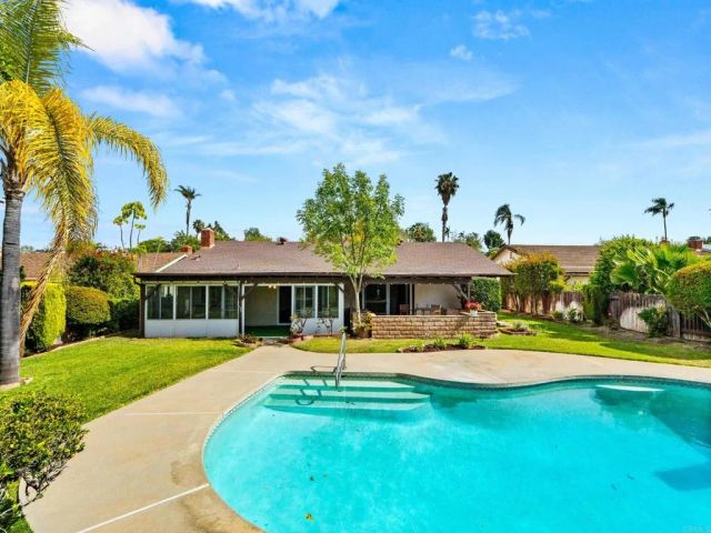 1634 Boyle Avenue, Escondido, CA 92027
