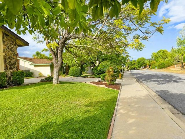 1634 Boyle Avenue, Escondido, CA 92027