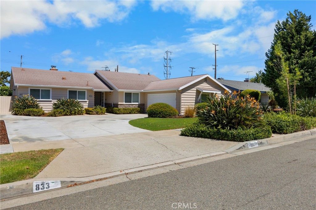831 E Hoover, Orange, CA 92867 — photo 2