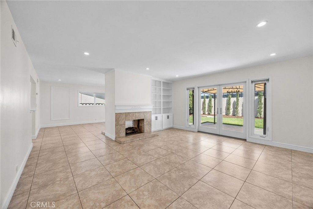 831 E Hoover, Orange, CA 92867 — photo 3