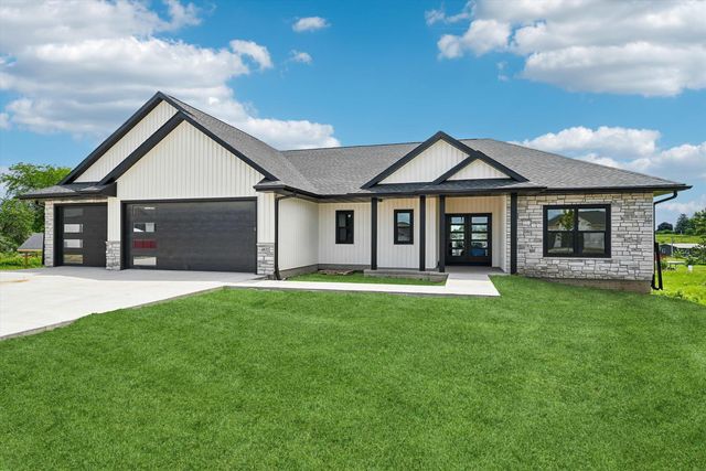 4832 Steel Court, Marion, IA 52302