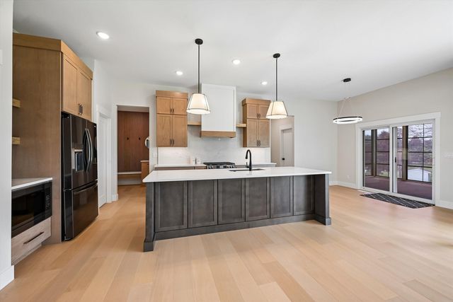 4832 Steel Court, Marion, IA 52302