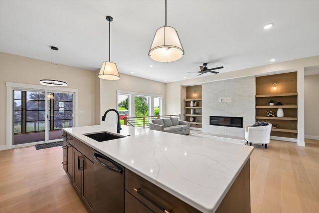 4832 Steel Court, Marion, IA 52302
