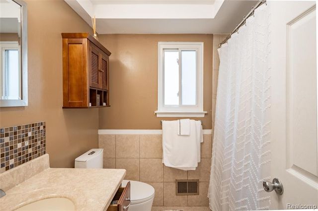 39912 Edmundton Drive, Canton, MI 48187