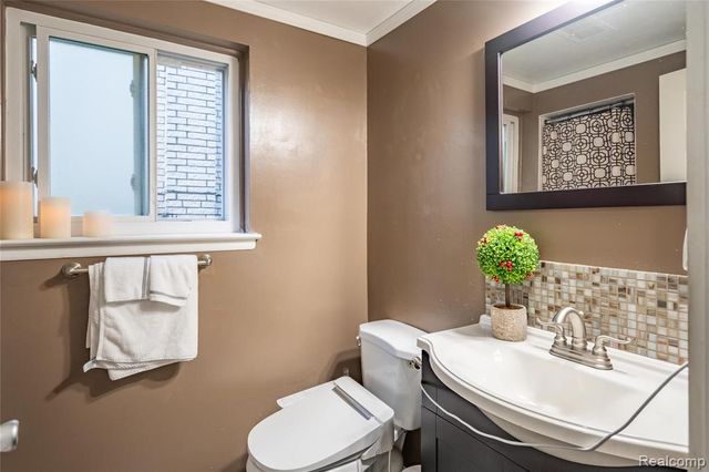 39912 Edmundton Drive, Canton, MI 48187