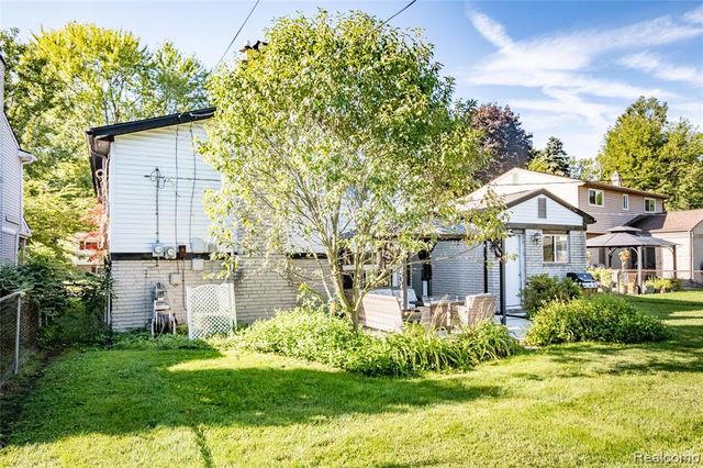 39912 Edmundton Drive, Canton, MI 48187