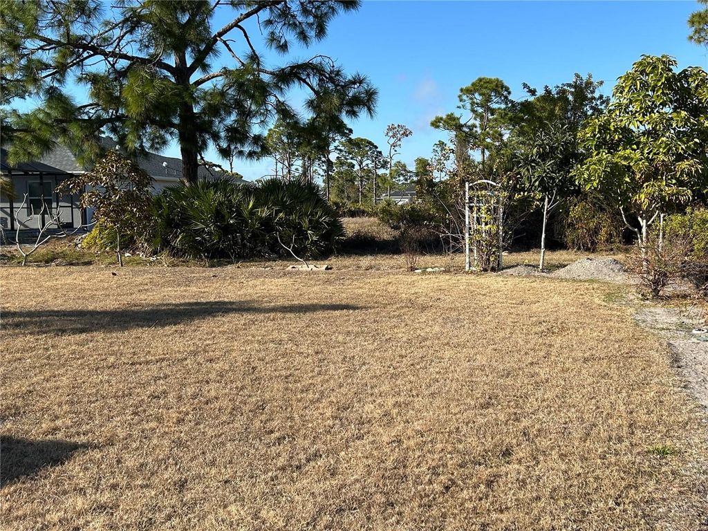 Image 21 of property listing at 108 BERYL DRIVE, Rotonda West, FL 33947