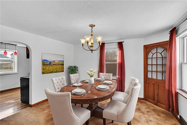 114 S 8th St, Youngwood, PA 15697