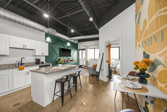 295 Plus Park Blvd Unit 212, Nashville, TN 37217