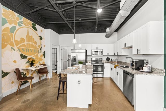 295 Plus Park Blvd Unit 212, Nashville, TN 37217