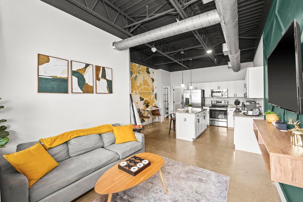 295 Plus Park Blvd Unit 212, Nashville, TN 37217