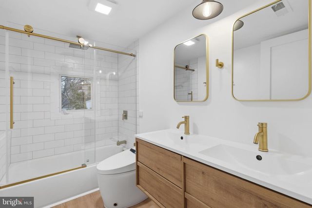 3033 BARCLAY ST, Baltimore, MD 21218