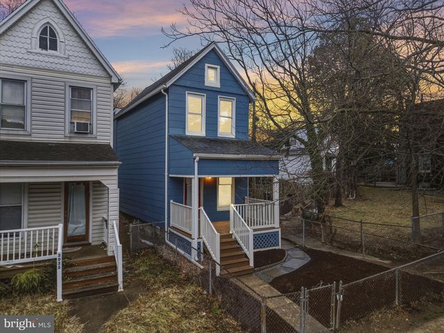 3033 BARCLAY ST, Baltimore, MD 21218