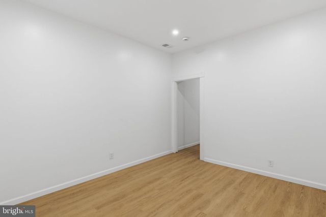 3033 BARCLAY ST, Baltimore, MD 21218