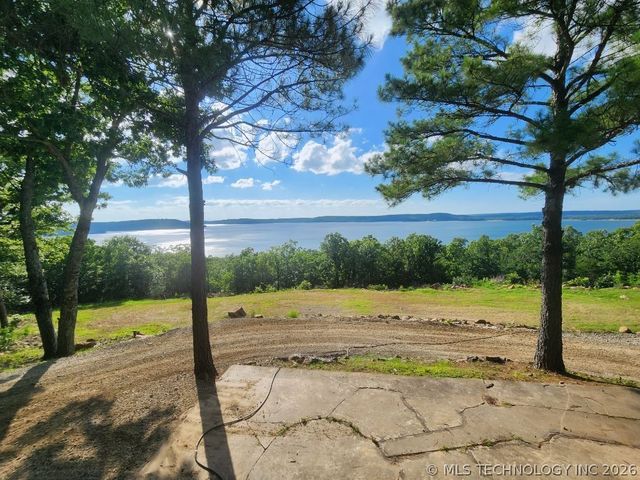 178 N BK 1900 Road, Eufaula, OK 74432