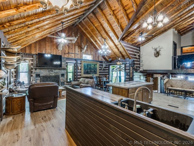 178 N BK 1900 Road, Eufaula, OK 74432