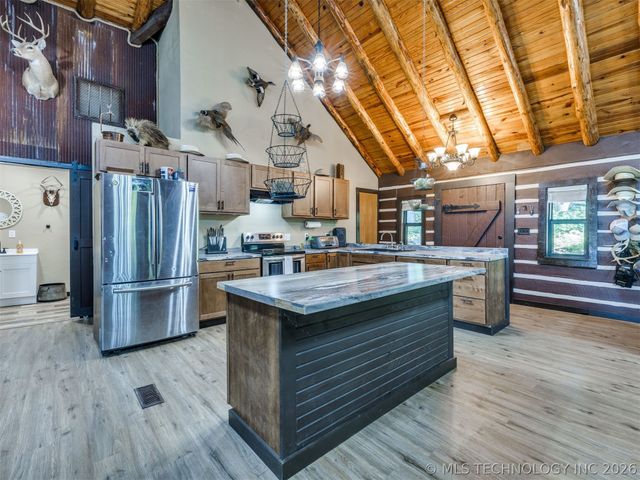 178 N BK 1900 Road, Eufaula, OK 74432