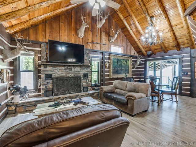 178 N BK 1900 Road, Eufaula, OK 74432