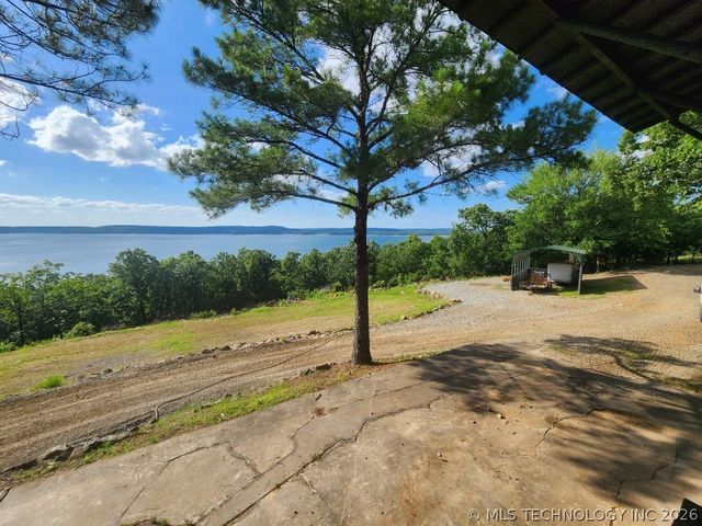 178 N BK 1900 Road, Eufaula, OK 74432